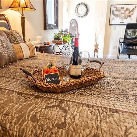 College Park-Orlando 5Star Villa Oasis - Home Away From Home - Quiet Neighborhood-Private Botanical Courtyard - Mins From Eola,Dt, Winter Park - Free Parking & Ev Plug In Eksteriør bilde