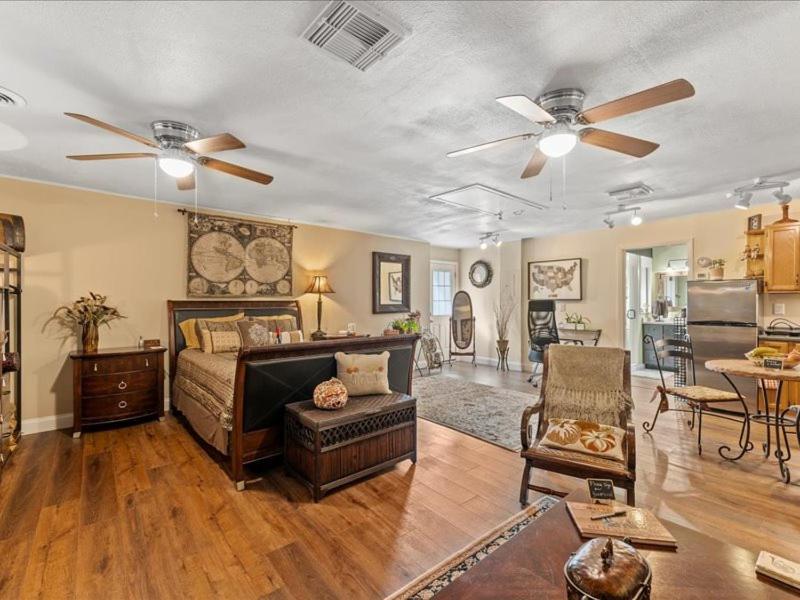 College Park-Orlando 5Star Villa Oasis - Home Away From Home - Quiet Neighborhood-Private Botanical Courtyard - Mins From Eola,Dt, Winter Park - Free Parking & Ev Plug In Eksteriør bilde